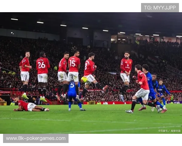 佛罗伦萨5-1大胜乌迪内斯，终结15轮不胜尴尬纪录